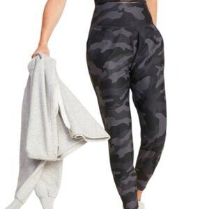 OLD NAVY High-Waisted PowerSoft Pocket Joggers